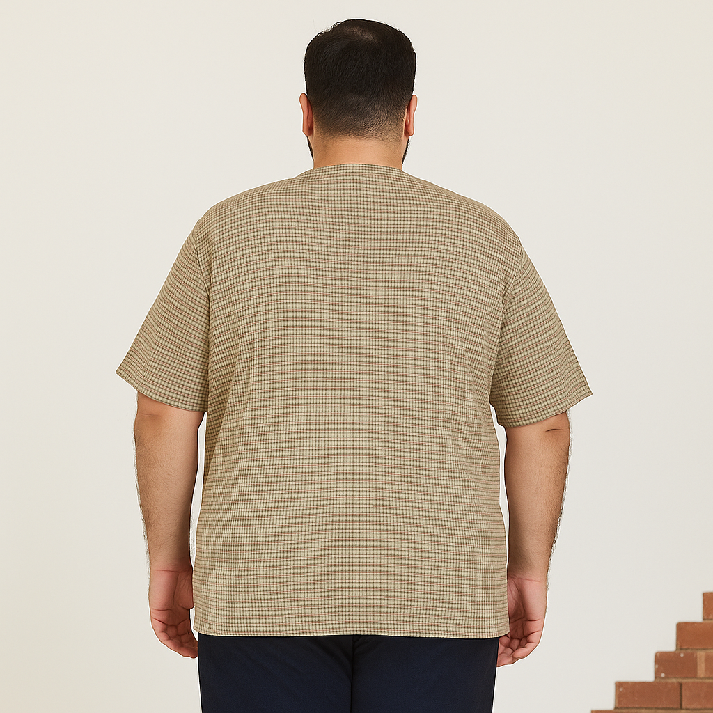 Shop plus-size thermal striped t-shirt for men (2XL–3XL). Soft thermal knit fabric keeps you warm and comfortable. Perfect for layering and casual wear.