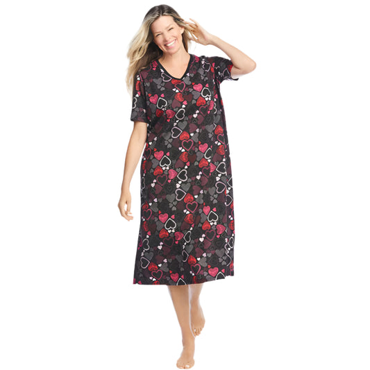 Black long sleepshirt with multicolor heart print for plus-size women