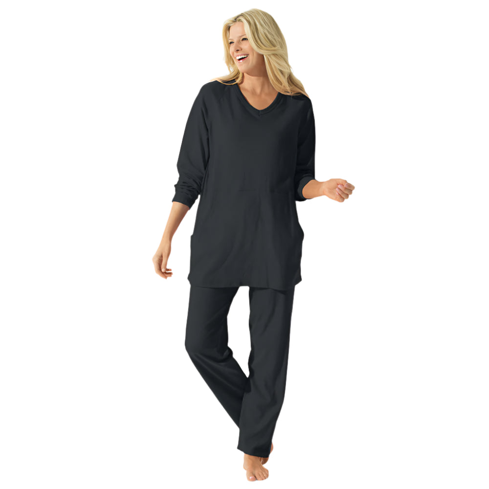 Plus size 2-piece pure cotton pajama set with a raglan sleeve top and elastic-waist pants, ideal for lounging or sleeping.