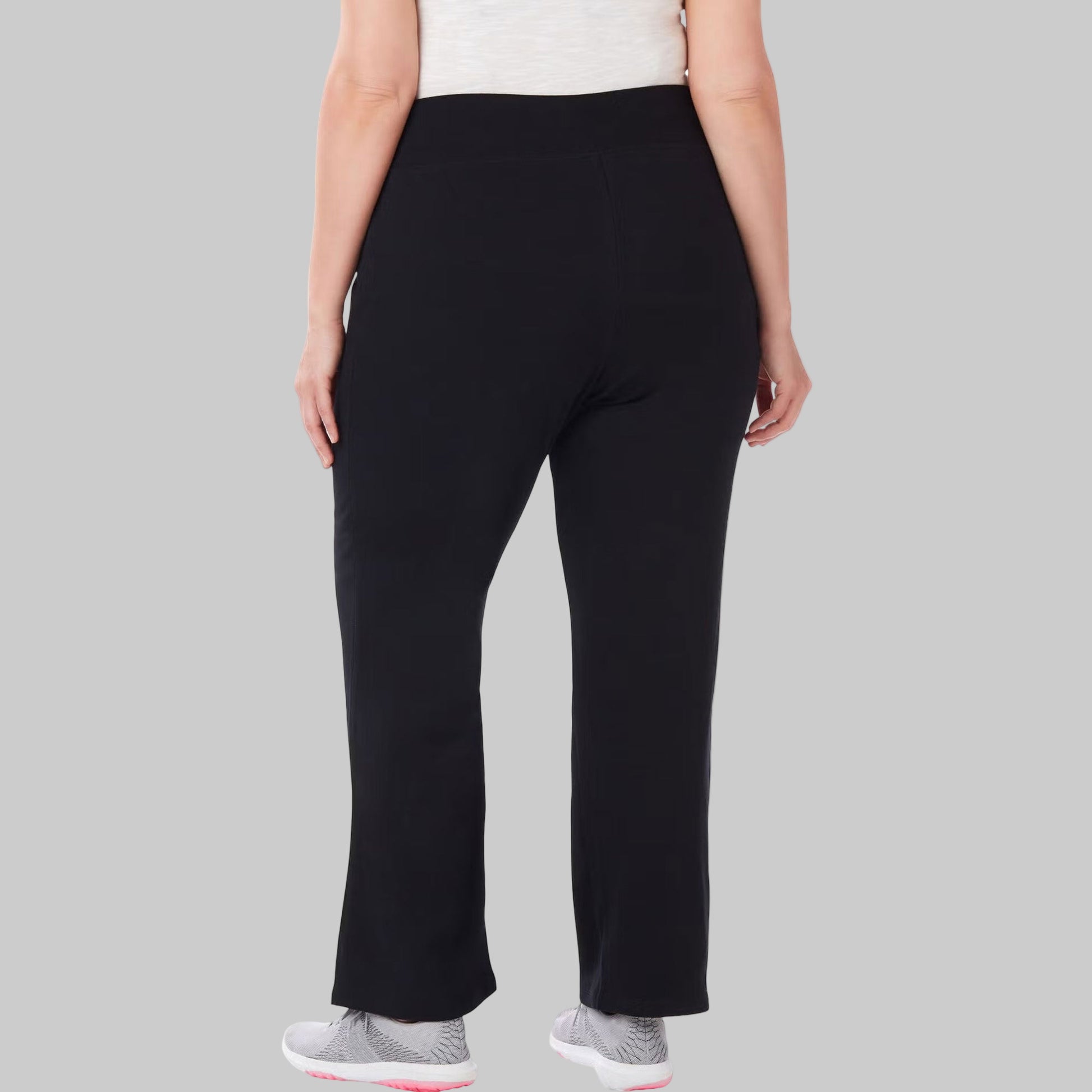 Black plus size women’s yoga pants with elastic waistband and stretch cotton fabric