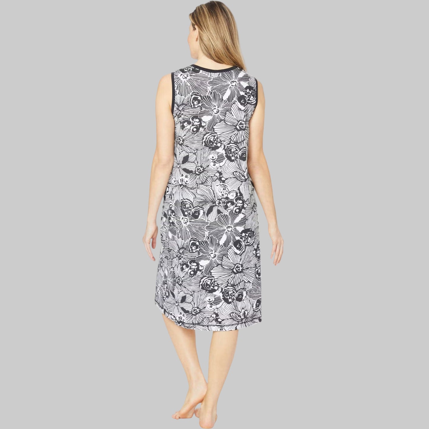 Black & White Floral V-Neck Sleeveless Lounger