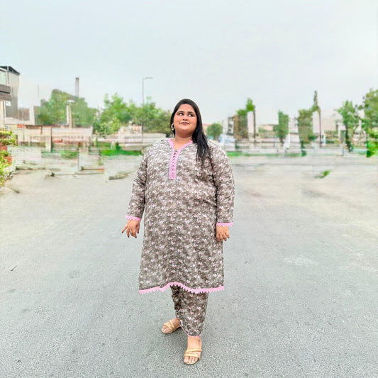 Blush Bloom – Plus Size Stitched Suit with Pink Lace (2PC) PSW-9494