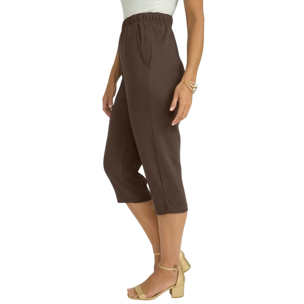 Plus-size pull-on capri pants with an elastic waistband, side slash pockets, and a soft cotton-blend fabric for all-day comfort.