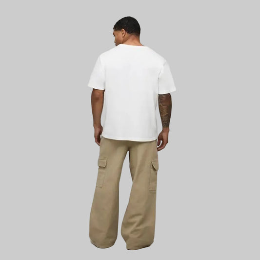 Men’s desert khaki wide-leg cargo pants with relaxed fit and utility pockets