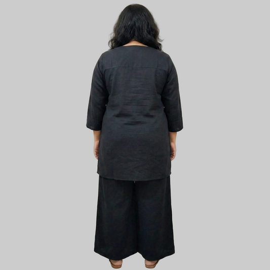 Onyx Flow Co-Ord Set Back View – Plus Size Black Cotton Lawn Matching Set for Women Pakistan