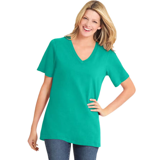 Plus-size woman wearing pretty jade V-neck short-sleeve T-shirt – PlusSize.pk