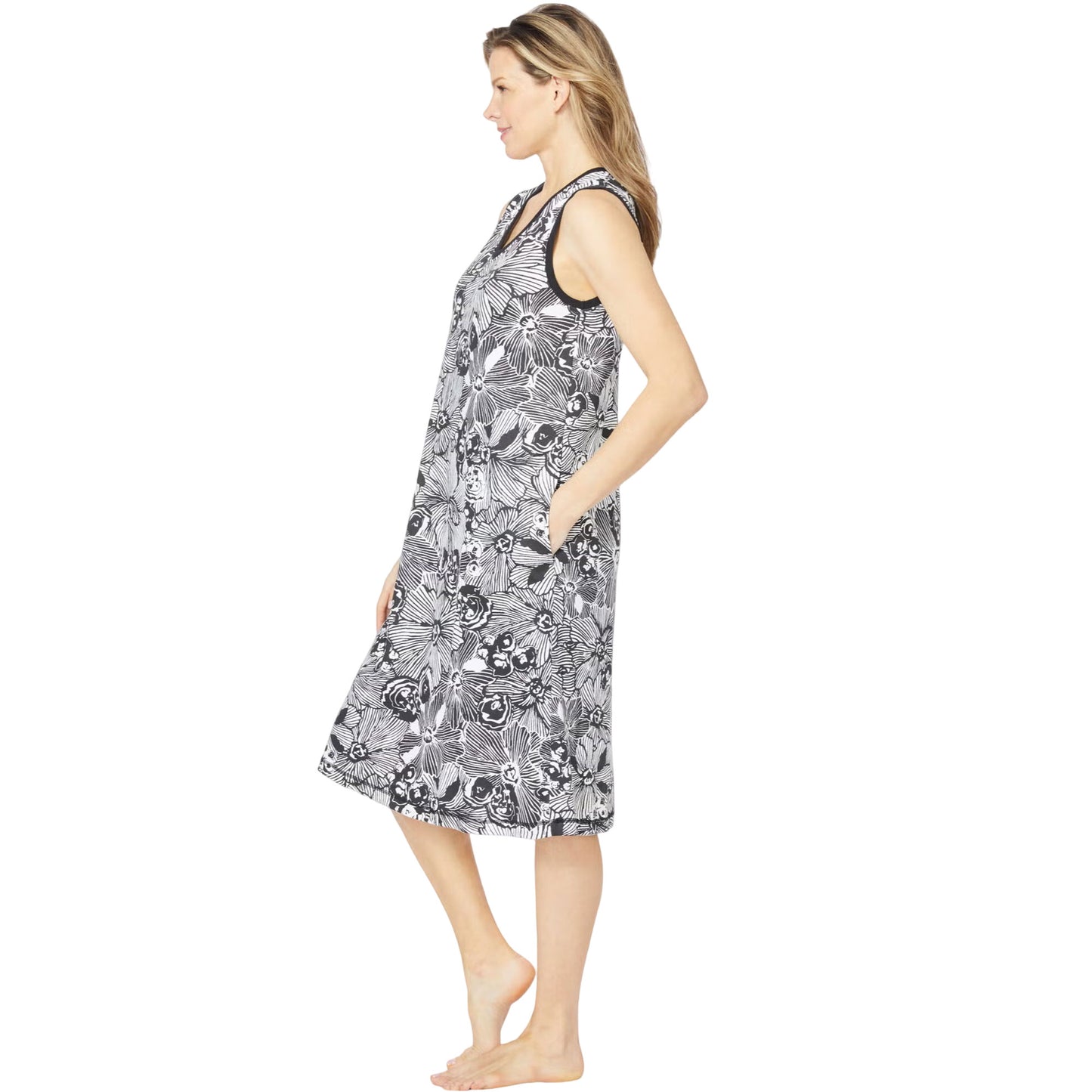 Black & White Floral V-Neck Sleeveless Lounger 