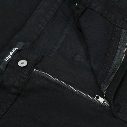 Men’s black elasticated waist jeans with straight leg, button and zip fastening, belt loops, front and rear pockets, crafted from 100% cotton denim