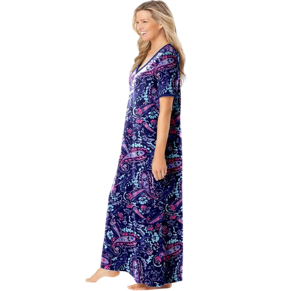 Plus size model wearing Navy Paisley Long T-Shirt Lounger

