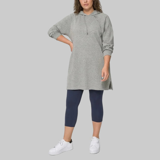 Navy knit plus size women's capri leggings made from soft cotton fabric