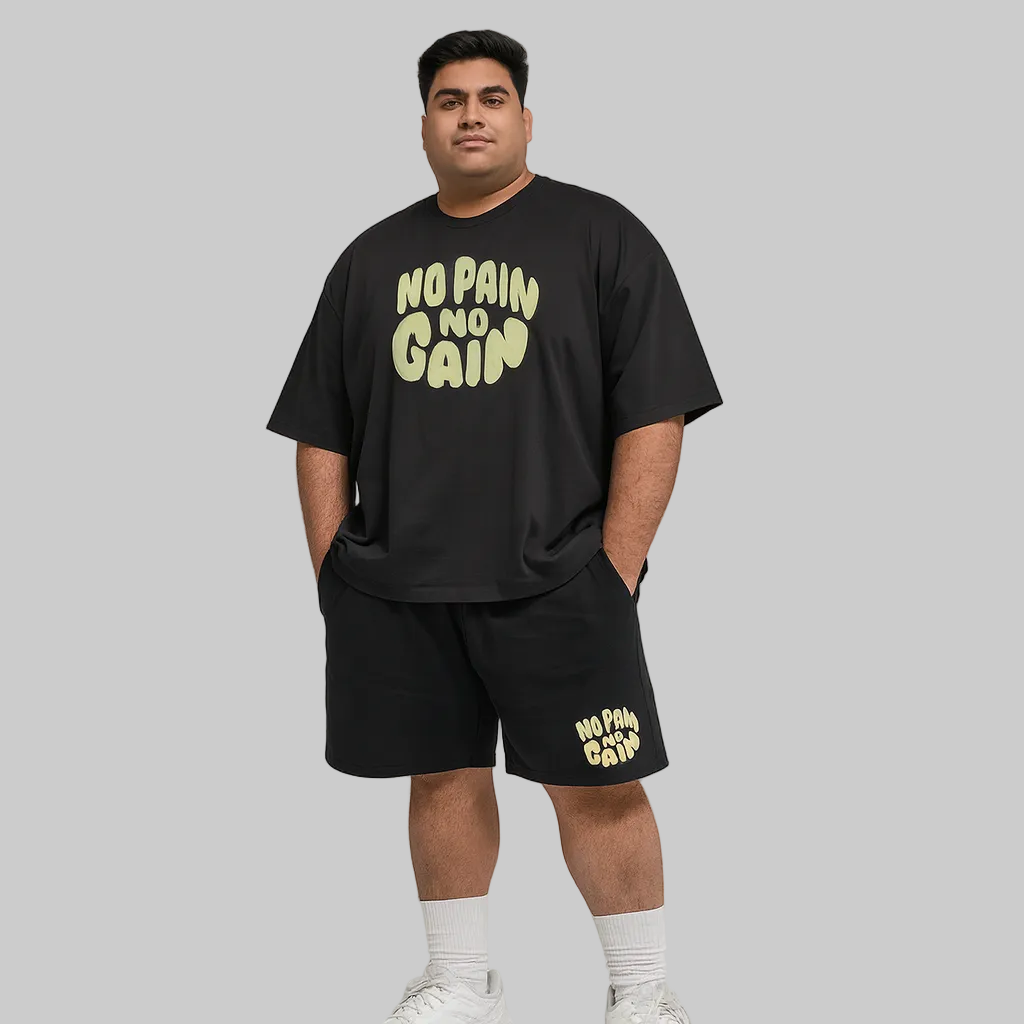 No Pain No Gain plus-size shorts set for men with a relaxed fit, breathable fabric, and matching top and shorts designed for comfort, movement, and everyday wear