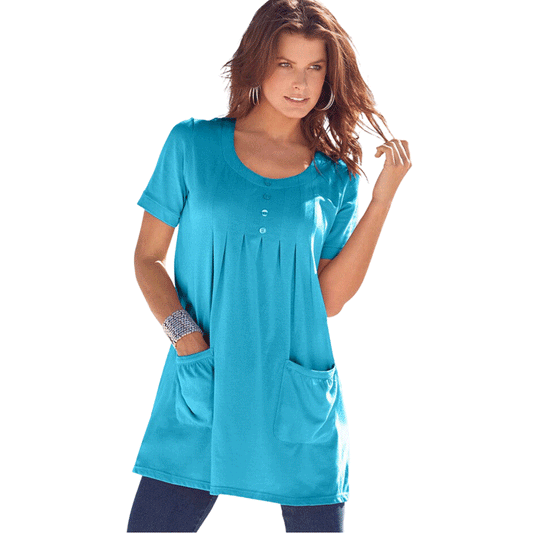Ocean blue plus-size long-sleeve soft knit tunic with two pockets, a scoop neckline, and a relaxed fit for comfort and style.