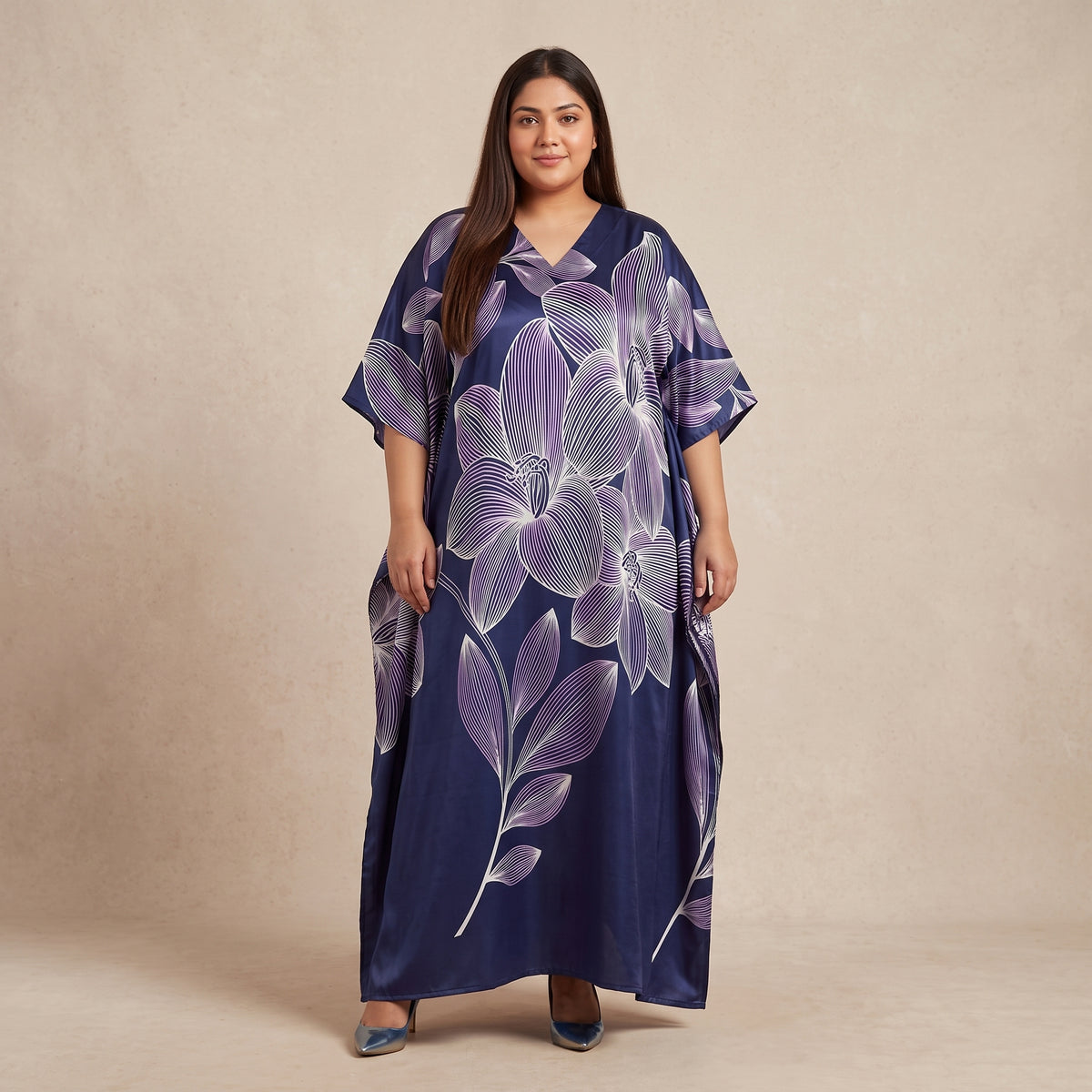 Purple Floral Print Maxi Kaftan for Women with Relaxed V-Neckline and Wide Flowing Sleeves