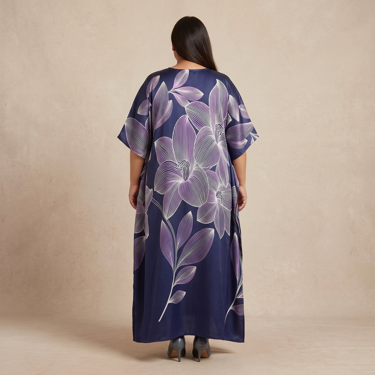 Purple Floral Print Maxi Kaftan for Women with Relaxed V-Neckline and Wide Flowing Sleeves