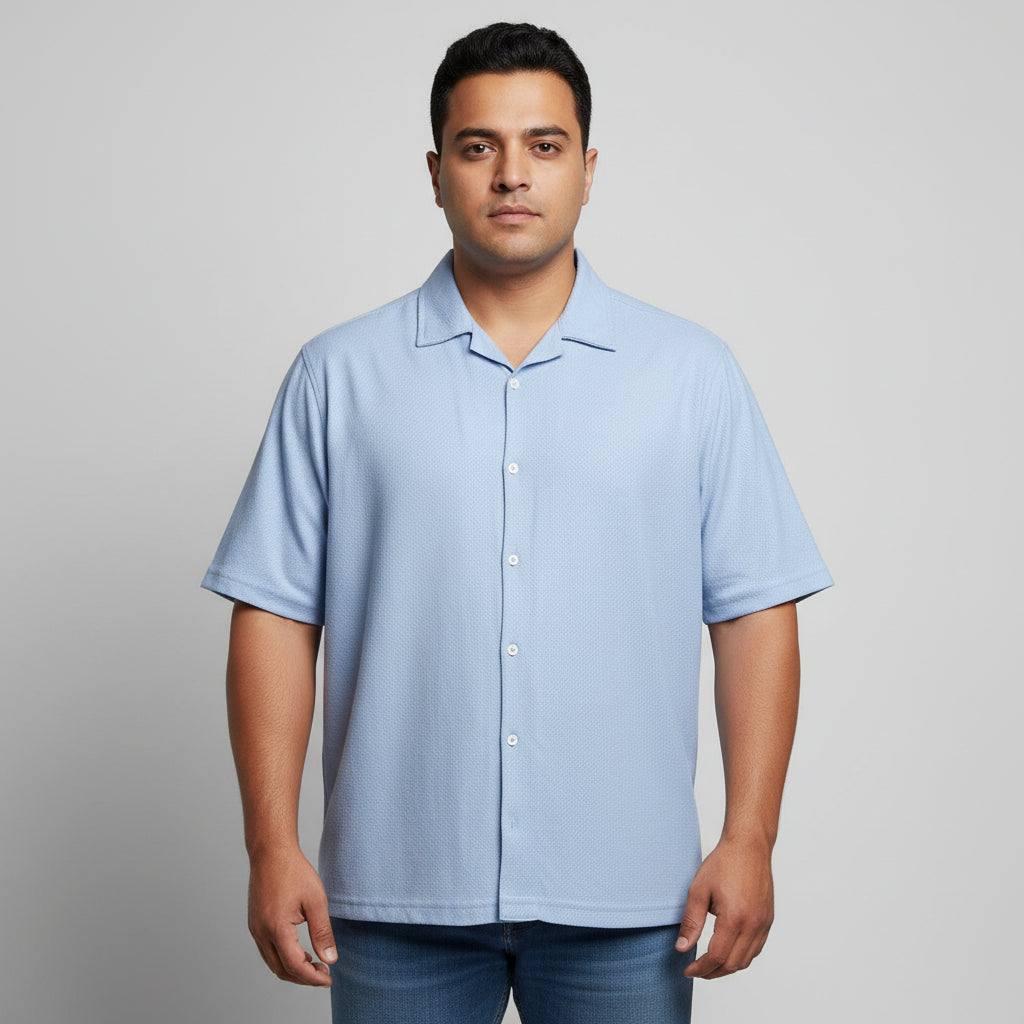 Men's sky blue popcorn cotton textured short sleeve button down safari shirt.